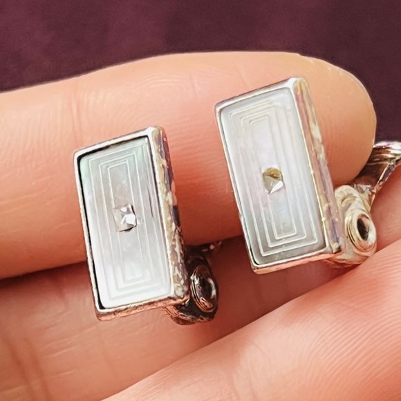 Vintage MONET Natural Rainbow Mother of Pearl Shell  Clip Earrings w/Rhinestone - Picture 4 of 5